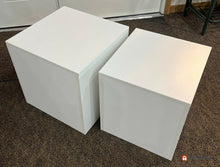 Load image into Gallery viewer, End Table
