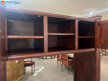 Load image into Gallery viewer, TV Stand
