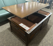 Load image into Gallery viewer, Coffee Table
