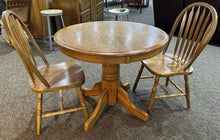 Load image into Gallery viewer, Oak Table and Chairs
