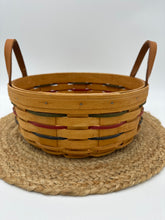 Load image into Gallery viewer, Longaberger Basket
