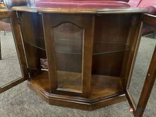 Load image into Gallery viewer, Cabinet
