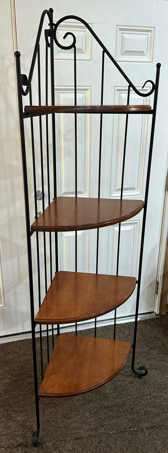 Free Standing Shelf