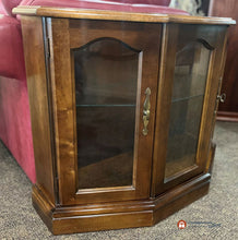 Load image into Gallery viewer, Cabinet
